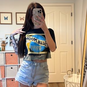 Women’s Blue Moon Crop Tee
